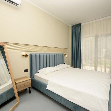 Olivium Rooms Vlorë Exteriör bild